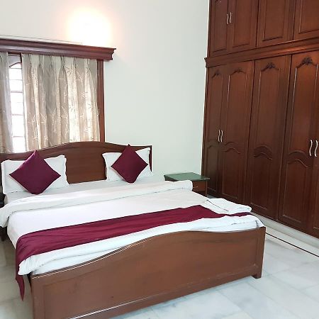 อัลไพน์ โกลว์ เรซิเดนซี เครสต์ Hotel ไฮเดอราบัด ภายนอก รูปภาพ